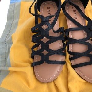 2 pairs